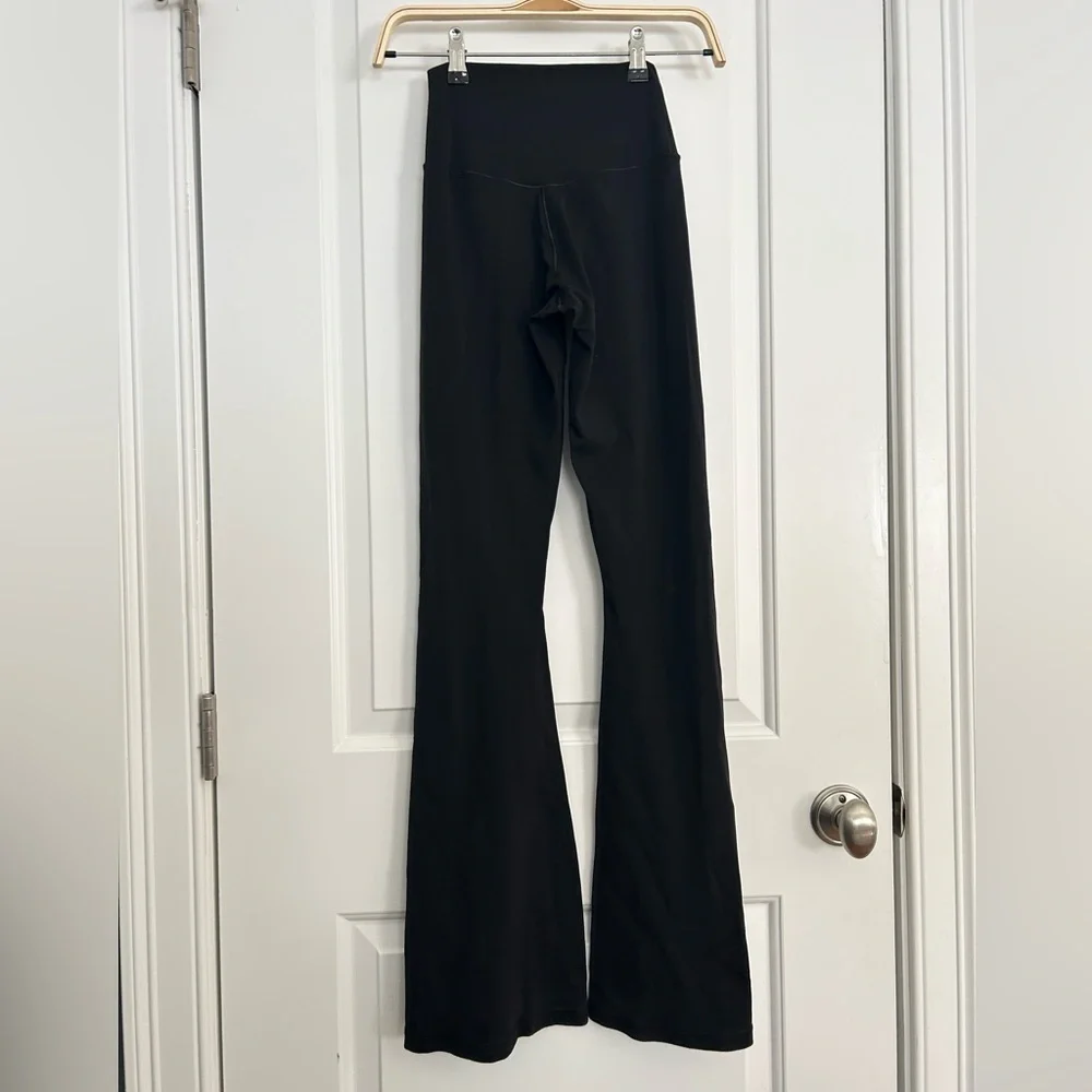 Aerie OFFLINE Crossover Flared Leggings Yoga Pants - Picture 2 of 4